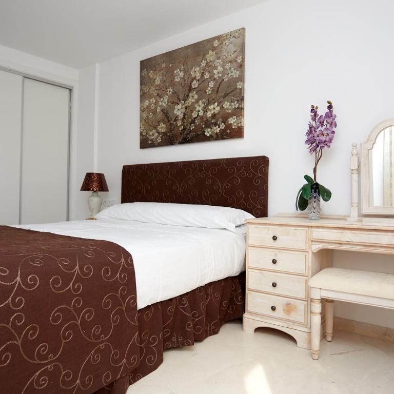 Apartamentos Anfiteatro - Apartment with Garden View - 3