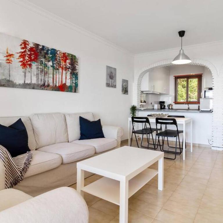 Sea view apartment in Benalmádena la Capellanía - Two-Bedroom Apartment - 2