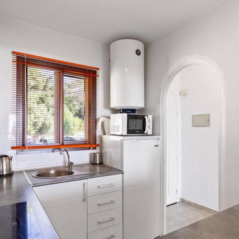 Sea view apartment in Benalmádena la Capellanía - Two-Bedroom Apartment - 6