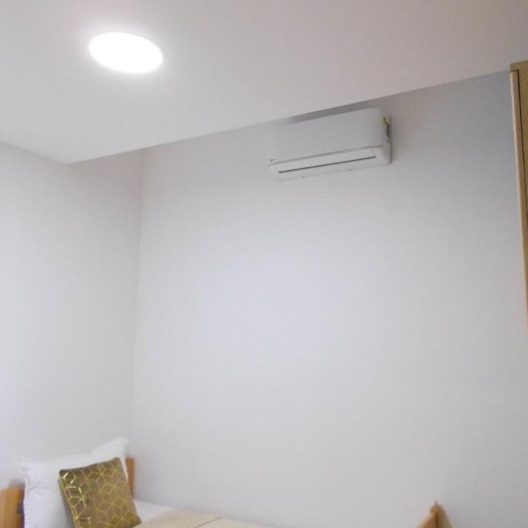 Kovac Riverfront Apartments - Two-Bedroom Apartment - 9