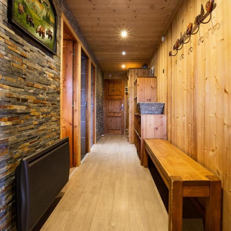 Appartement dans chalet aux saisies-100m des pistes-cœur station 13 pers - Casa - 25