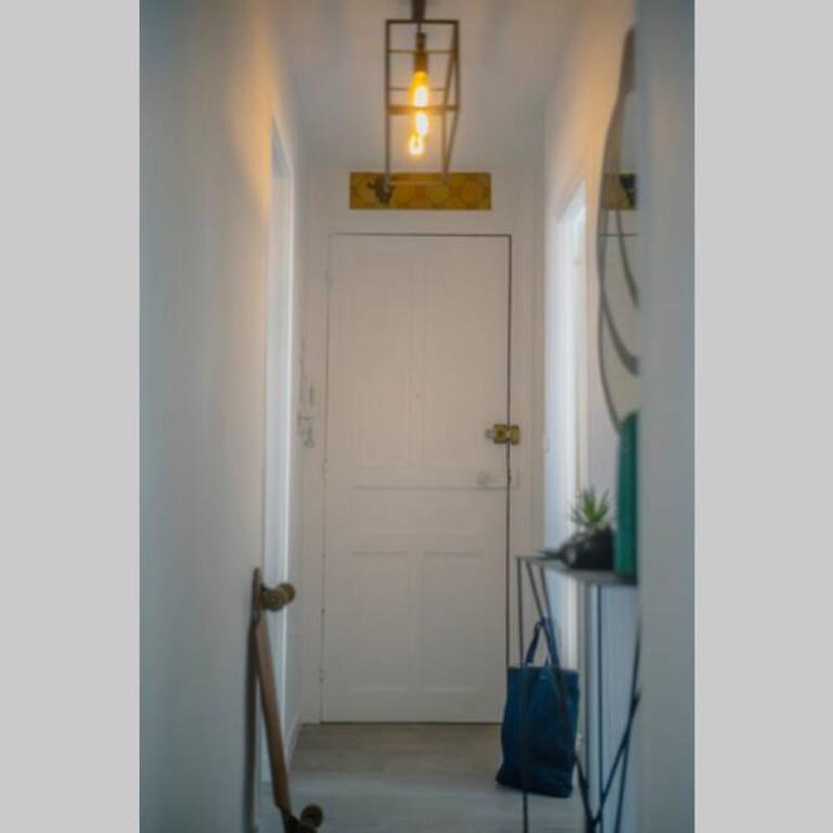Appartement lumineux Côte des Basques - Apartment mit 2 Schlafzimmern - 17