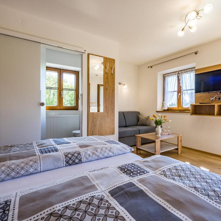 Landhaus Heisenbauer - Apartment mit Gartenblick - 13