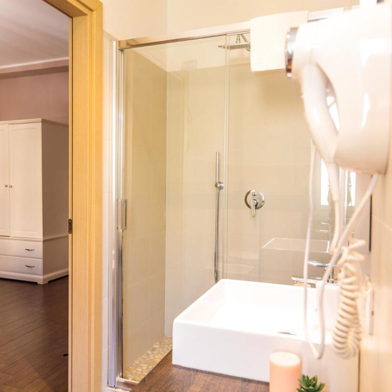 Arcobaleno Suites - Camera Matrimoniale Superior - 17