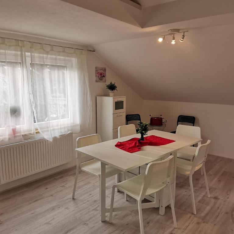 Ferienwohnung NEST - Apartment mit 2 Schlafzimmern und Badezimmer - 12