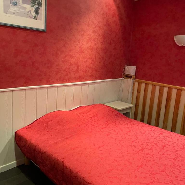 Notre Dame AUXILIATRICE - Chambre Double ou Lits Jumeaux - 1