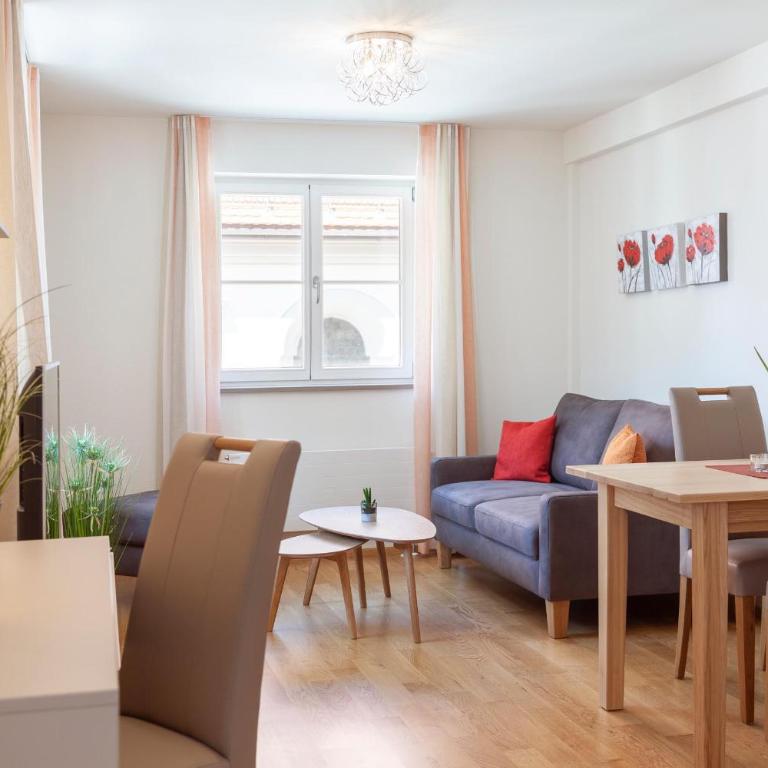 Hensler Ferienwohnungen - Apartment mit 1 Schlafzimmer und Dusche - 1
