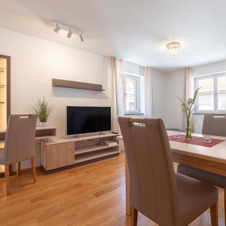 Hensler Ferienwohnungen - Apartment mit 1 Schlafzimmer und Dusche - 6