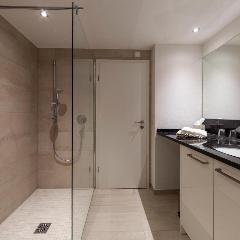 Hensler Ferienwohnungen - Apartment mit 2 Schlafzimmern und Dusche - 2