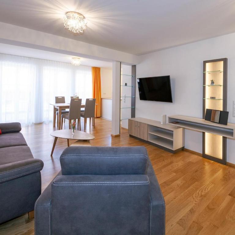 Hensler Ferienwohnungen - Apartment mit 2 Schlafzimmern und Dusche - 11