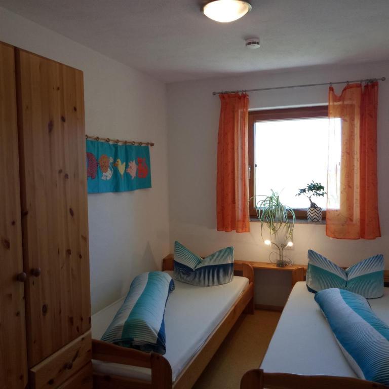 Gasthof Grüner Baum "Kongo" - Apartment mit 2 Schlafzimmern und Badezimmer - 3