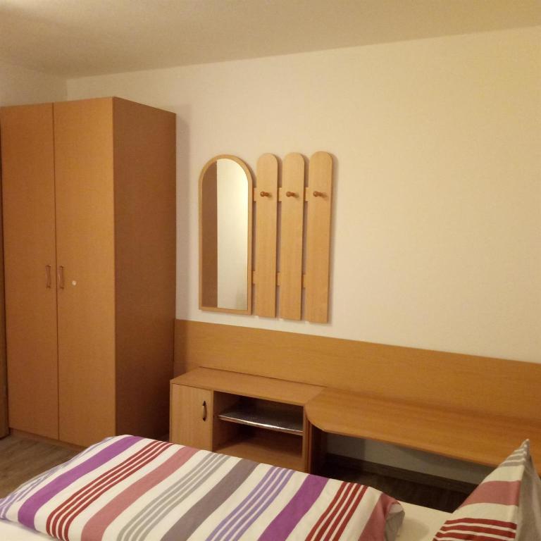 Gasthof Grüner Baum "Kongo" - Apartment mit 2 Schlafzimmern und Badezimmer - 9
