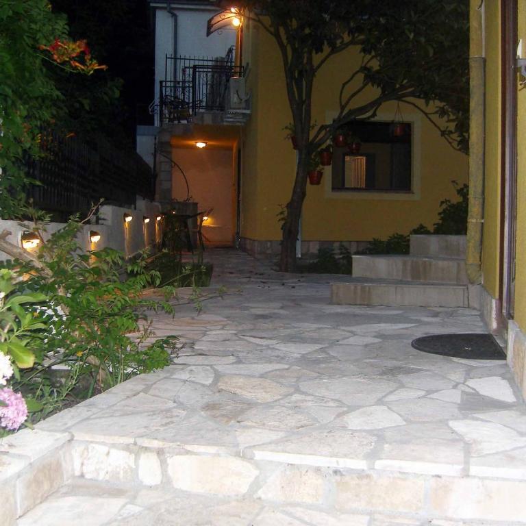 Apartments Matkovic - Two-Bedroom Apartment - 15