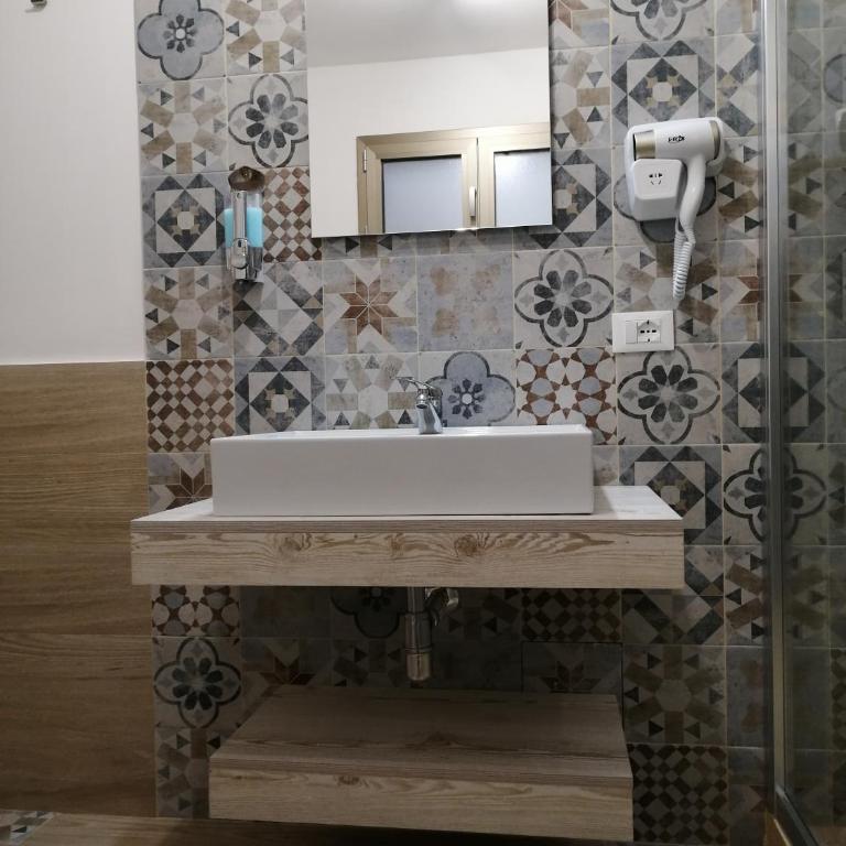 Sicily Rooms Appartamenti - Deluxe Zimmer - 2