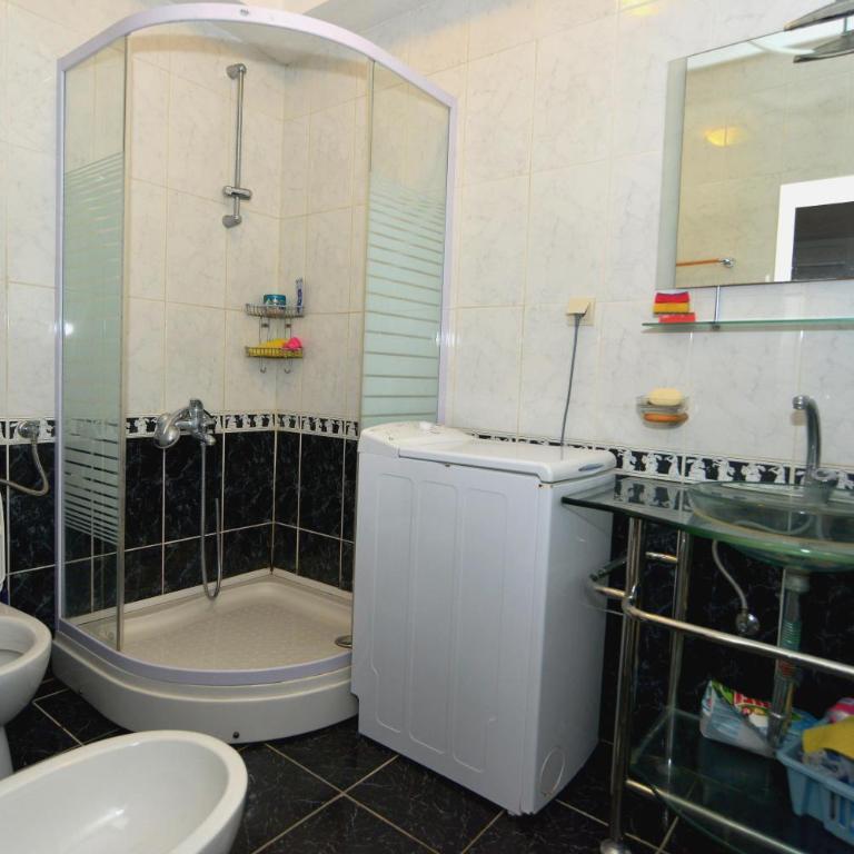 Apartment SM - One-Bedroom Apartment with Balcony and Sea View - 4