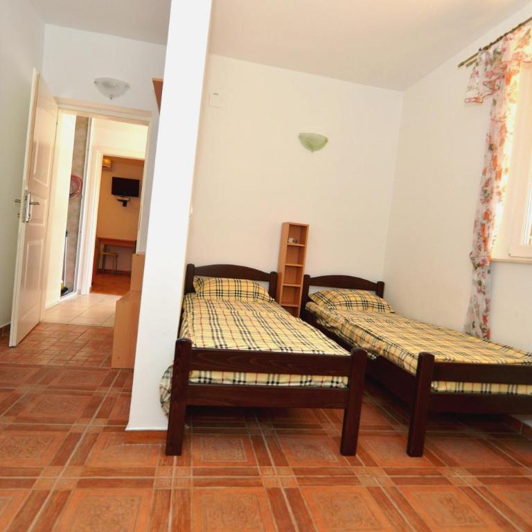 Apartment SM - One-Bedroom Apartment with Balcony and Sea View - 5
