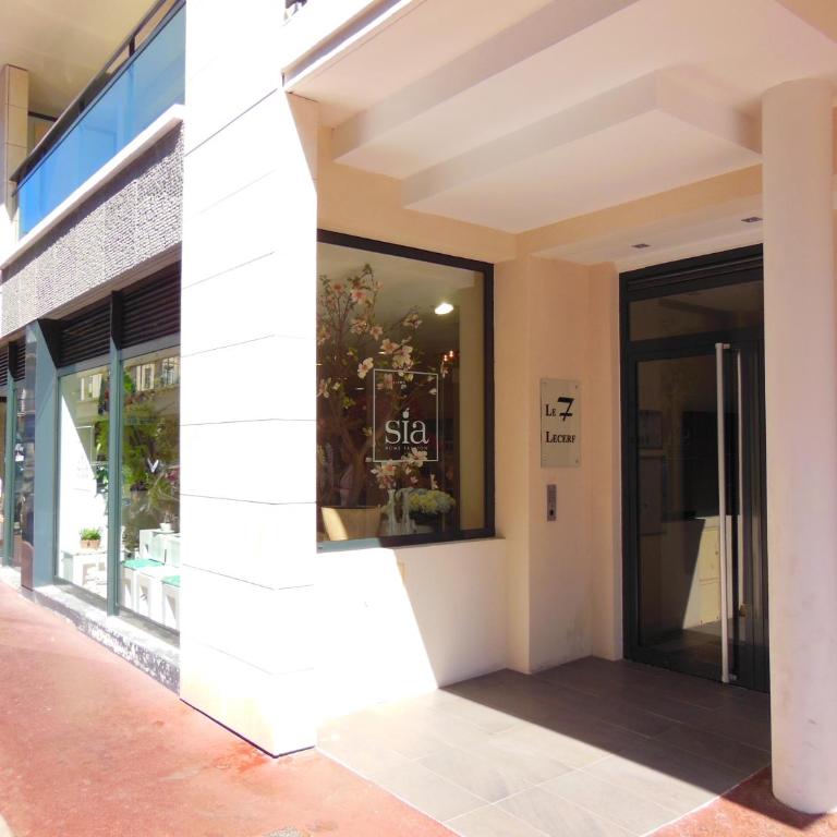 3 Bedrooms, 3 bathrooms central Cannes Lecerf 411 - Appartement avec Balcon - 24