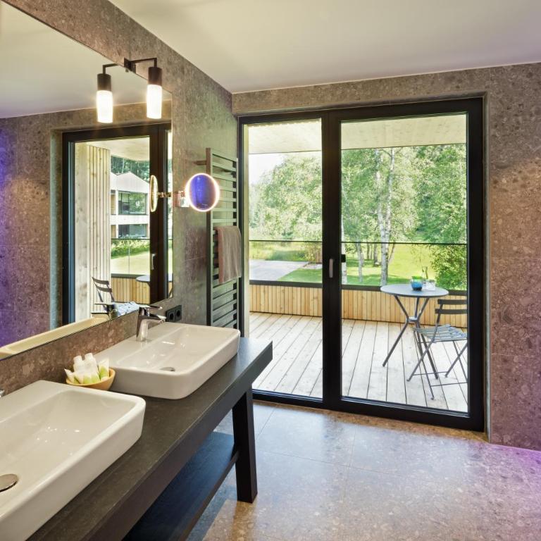 Alpenhotel Kitzbühel am Schwarzsee - 4 Sterne Superior - Doppelzimmer Steghaus - 2