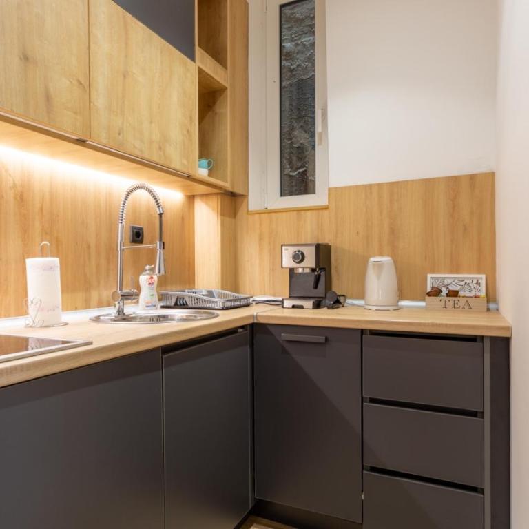 Apartmoon - Apartman s 1 Spavaćom Sobom i Balkonom - 3