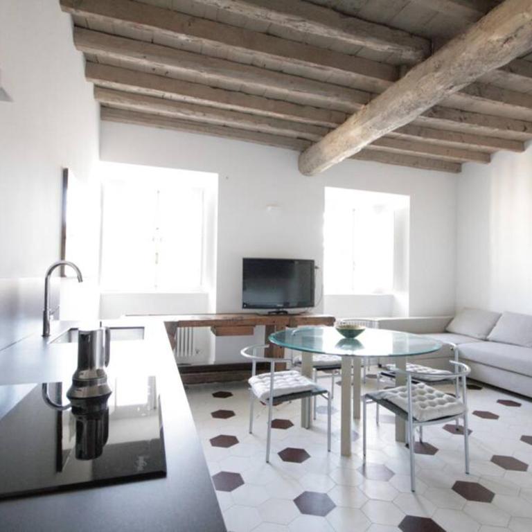 Design e storia nel cuore di Torino AC and Lift - Two-Bedroom Apartment - 15
