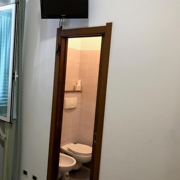 Hotel Amico Fritz - Camera Matrimoniale con Bagno Privato - 2