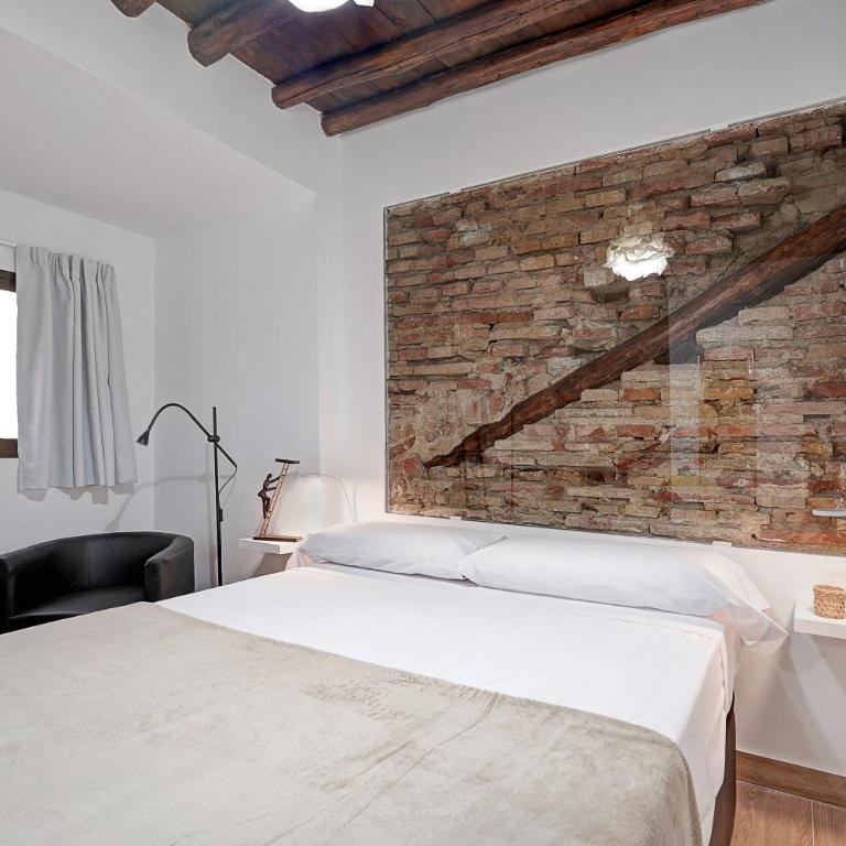 Tina Home - Apartment with Balcony - 20