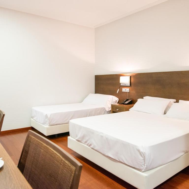 Soho Boutique Oviedo - Habitación Doble con cama supletoria - 3
