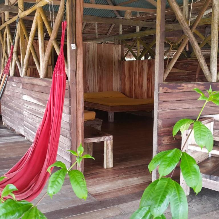 Cabaña Flotante Kurupira - Habitación Cuádruple con vistas al lago - 9