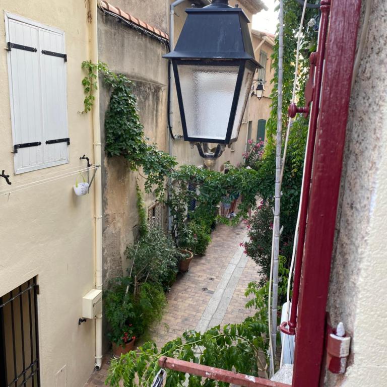 Appartement le Quai du Port Cassis parking clim - One-Bedroom Apartment - 13