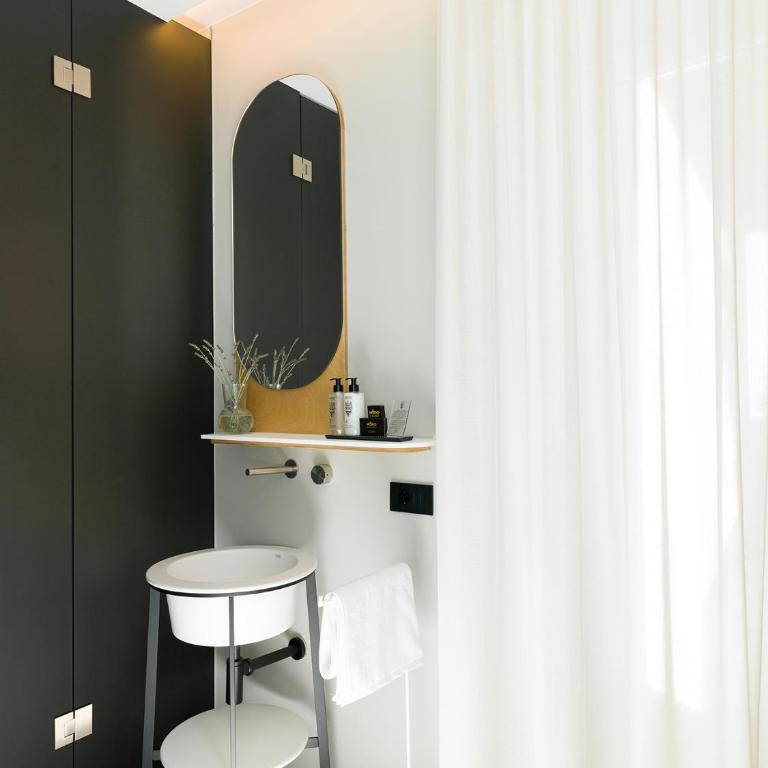 Criu Boutique Hotel - Camera King Superior - 5
