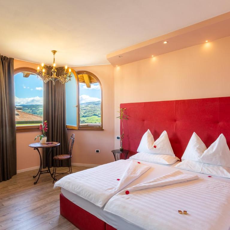 Villa Quercia Relais & Spa - Habitación Doble Deluxe con vistas a la montaña - 1 o 2 camas - 4