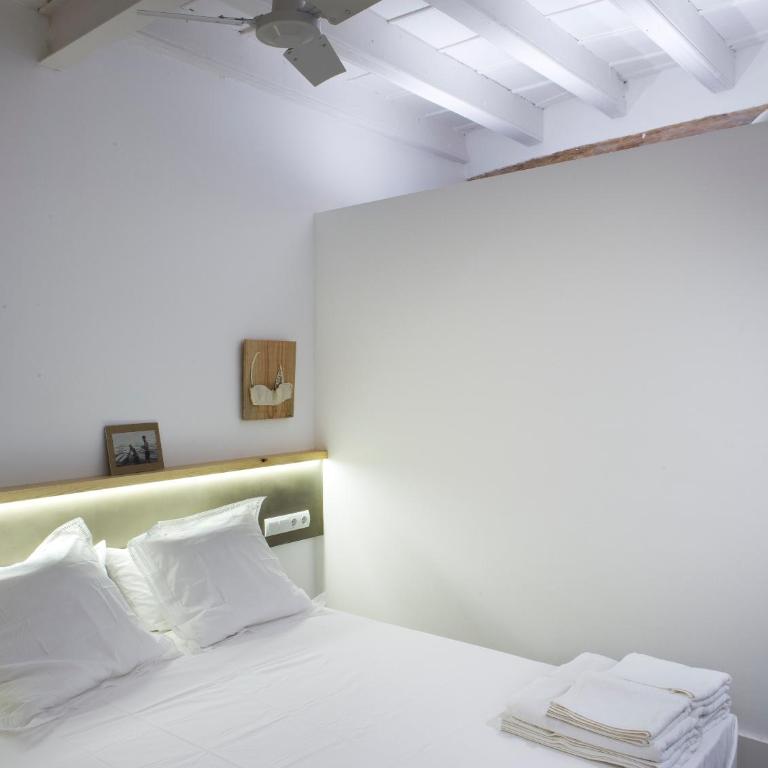 Best House Best Place - One-Bedroom Apartment with Balcony - 11