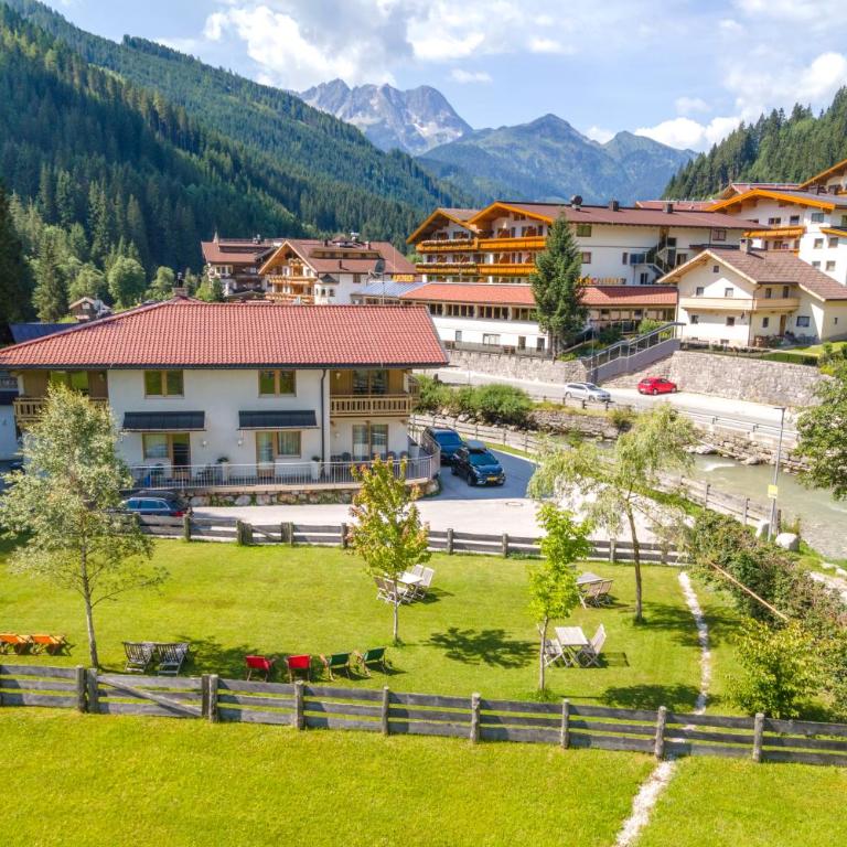 Appartments Am Bach - Apartment mit 2 Schlafzimmern und Balkon - 7