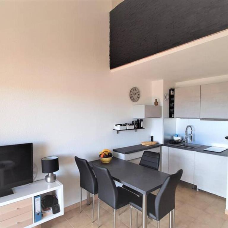 Charmant appartement vue mer à 100m de la plage. - Apartment mit 1 Schlafzimmer - 11