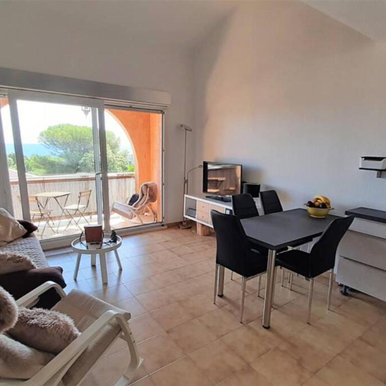 Charmant appartement vue mer à 100m de la plage. - Apartment mit 1 Schlafzimmer - 10