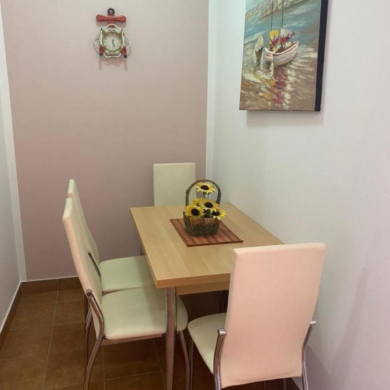 Apartment Jovicevic - One-Bedroom Apartment with Balcony and Sea View - 35