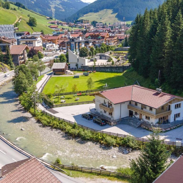 Appartments Am Bach - Apartment mit 2 Schlafzimmern und Balkon - 21