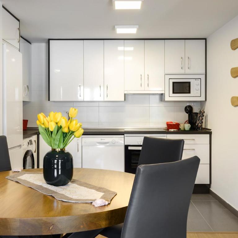 OTAL URBAN de "Casa Otal" - Apartamento de 2 dormitorios - 16