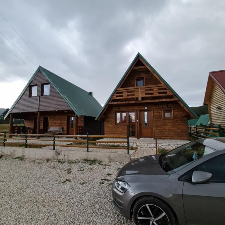 Original Wooden Lodge 2 - Two-Bedroom House - 1