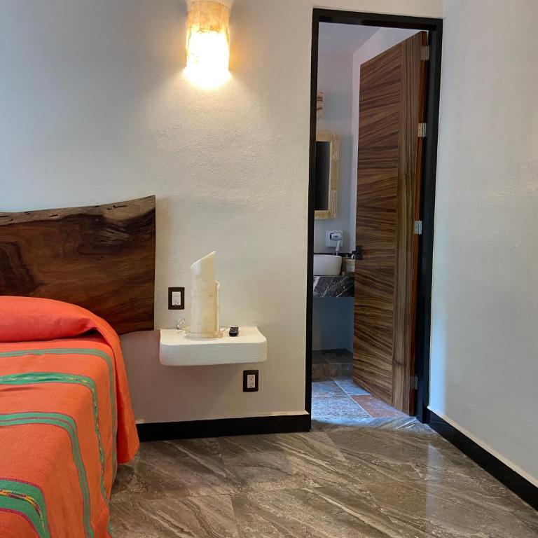 Hospedaje Anturios Valle de Bravo - Habitación Deluxe - 4