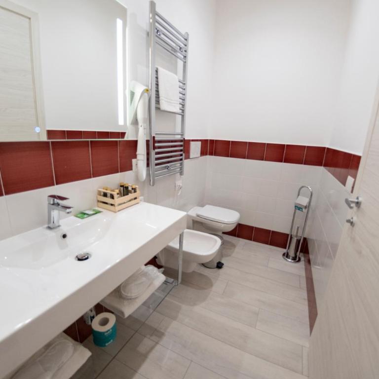 Casa Marino - Double Room with Balcony - 6