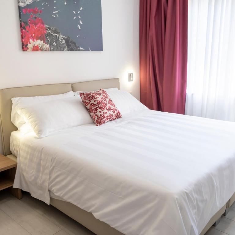 Casa Marino - Double Room with Balcony - 16