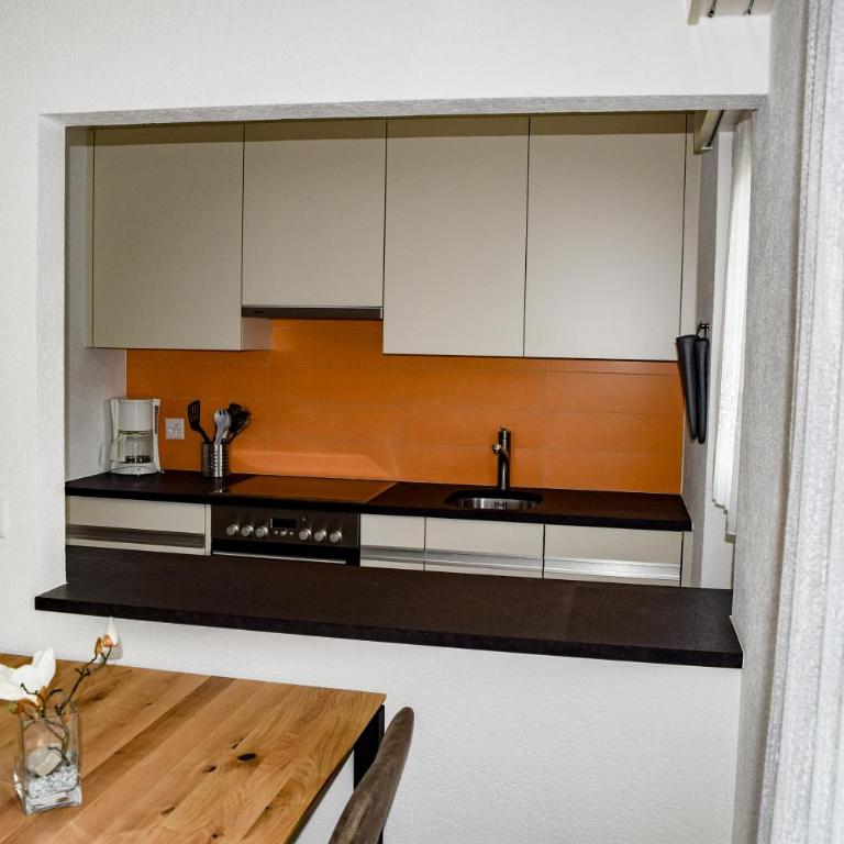 Apartments Alpenfirn Saas-Fee - Apartment mit 2 Schlafzimmern, Dusche und Panoramablick - 2. Etage - 11