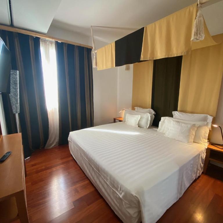 Card International Hotel - Suite con Terrazza - 4