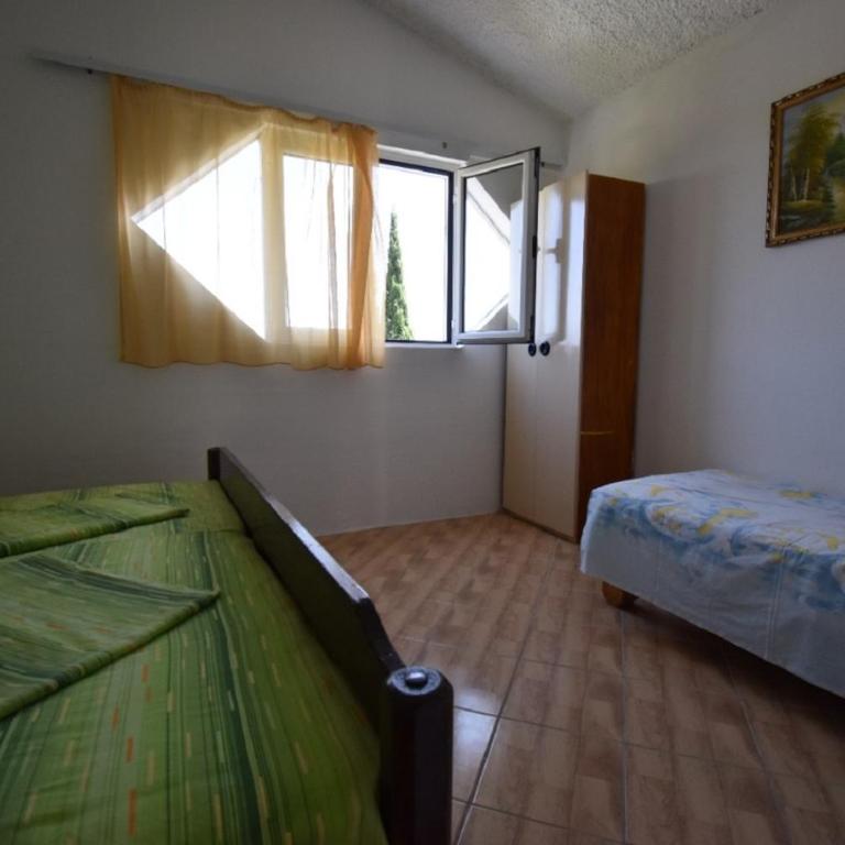 Apartments Vila Gerbera - Four-Bedroom Apartment - 17