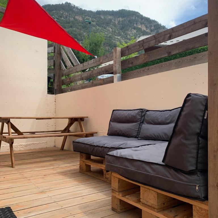 Petit Chalet Montagne - Maison 2 Chambres - 30