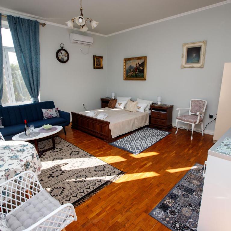 Angeli Vila Apartments - One-Bedroom Apartment - 5