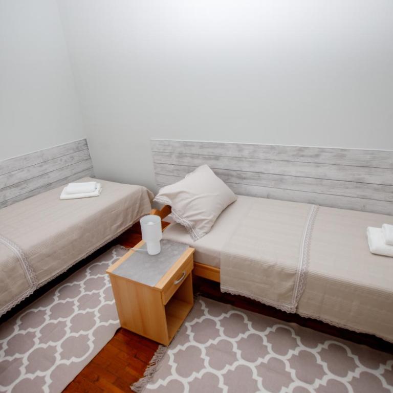 Angeli Vila Apartments - Two-Bedroom Apartment - 8