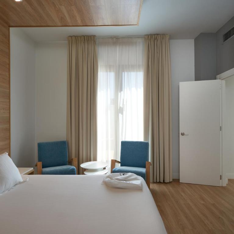 Hotel Monte Puertatierra - Habitación Doble Superior - 1 o 2 camas - 4