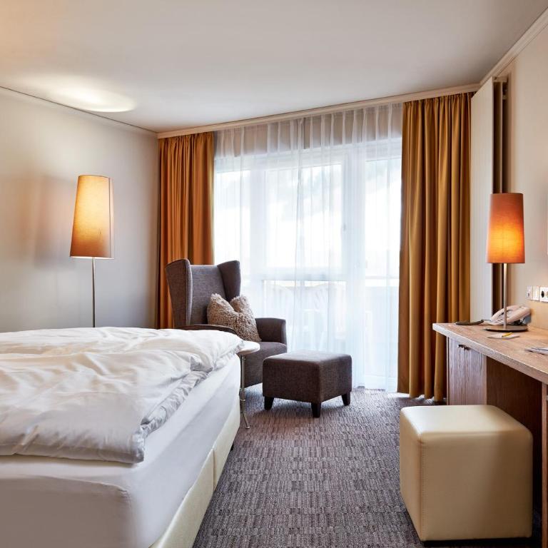 Hotel Barbarahof 4 stars Superior Adults Only "soft" from 10 years Summercard included - Deluxe Doppelzimmer mit Balkon - 5